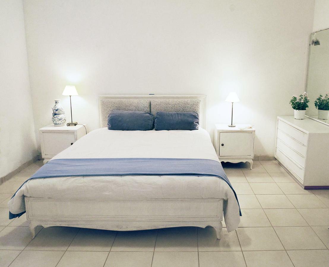 Agios Dimitrios  Blueline Guesthouse מראה חיצוני תמונה