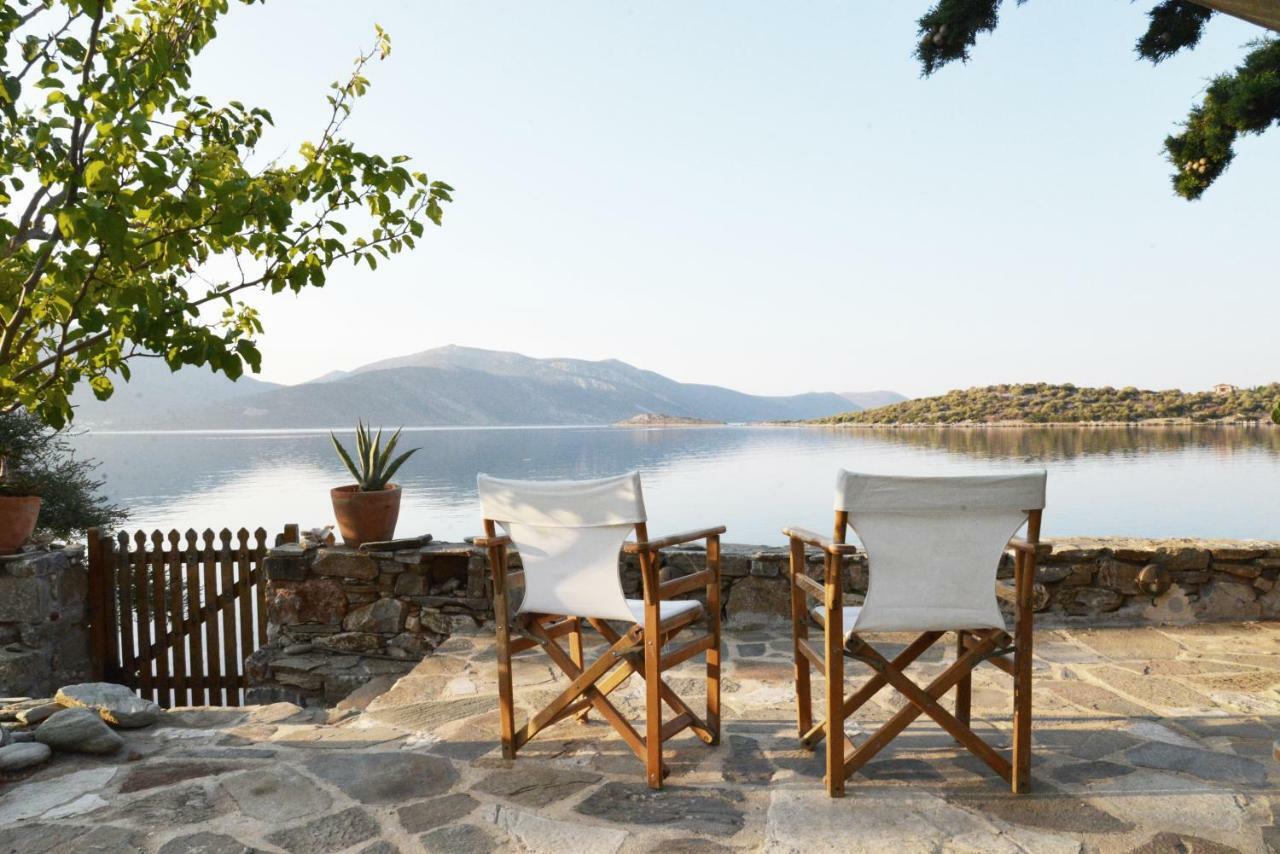 Agios Dimitrios  Blueline Guesthouse מראה חיצוני תמונה