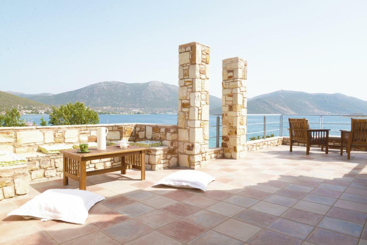 Agios Dimitrios  Blueline Guesthouse מראה חיצוני תמונה