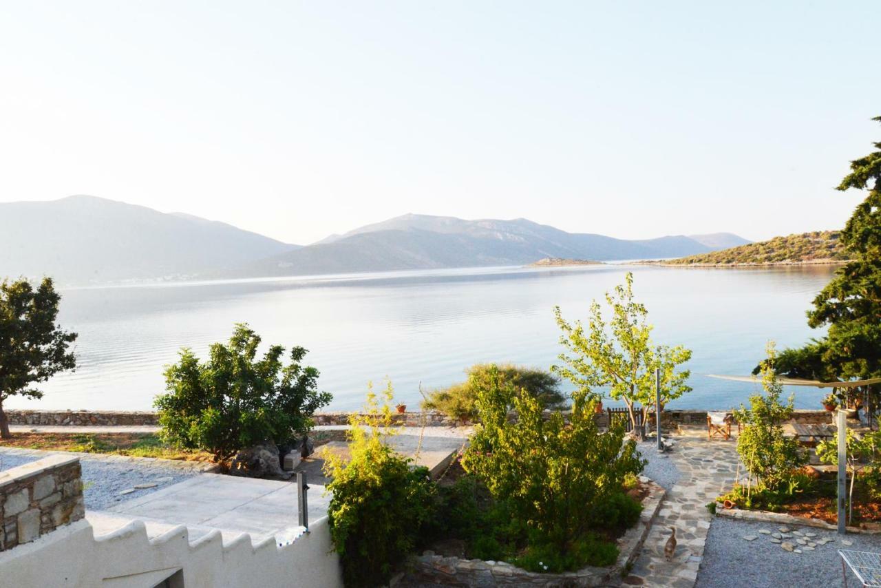 Agios Dimitrios  Blueline Guesthouse מראה חיצוני תמונה