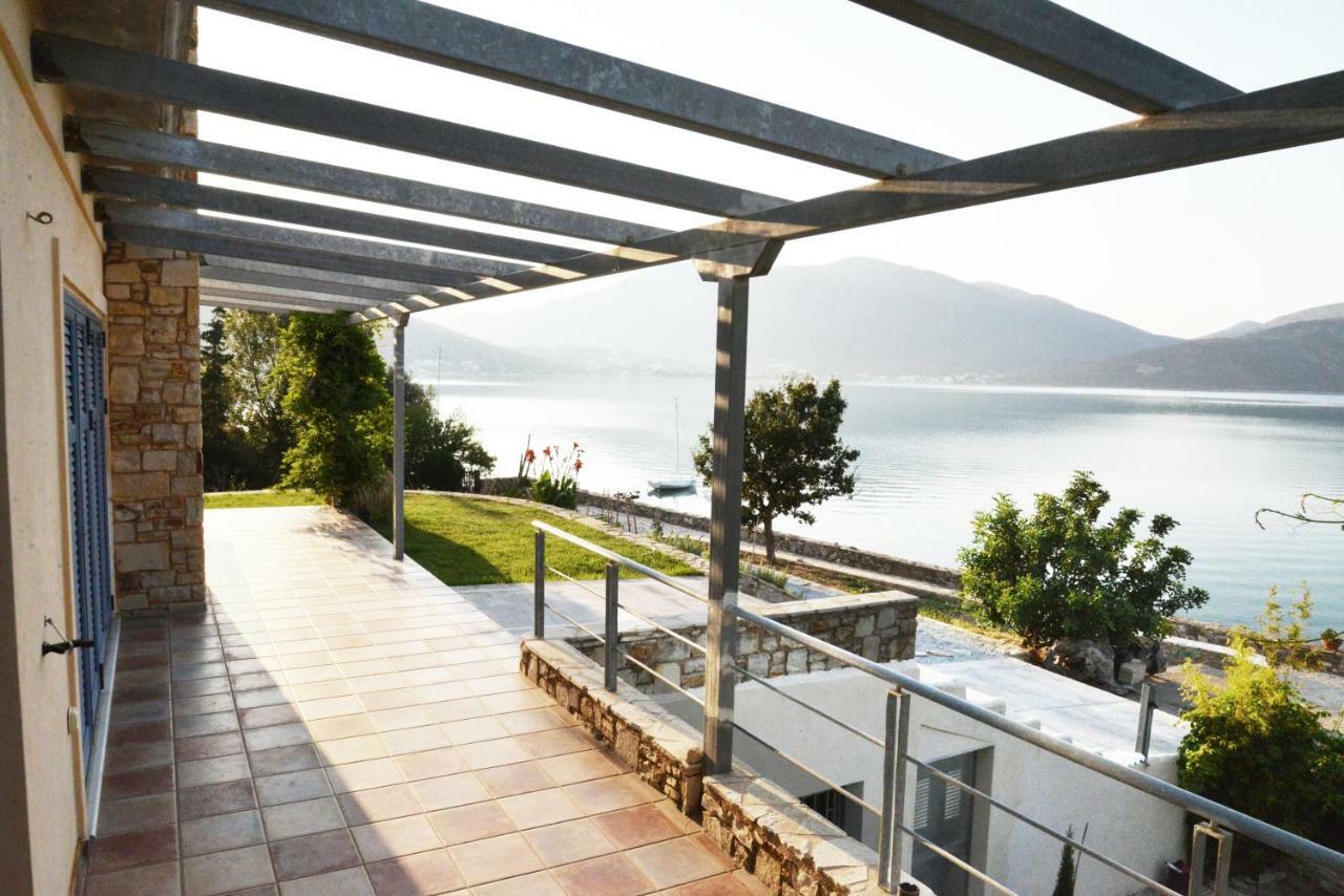 Agios Dimitrios  Blueline Guesthouse מראה חיצוני תמונה